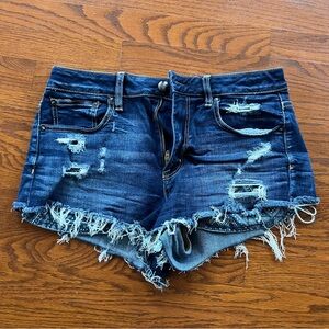 Women’s Americann Eagle high-rise shorts